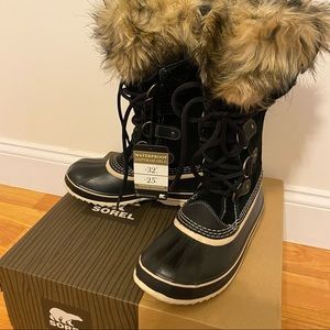 Sorel Joan of Arctic Boots